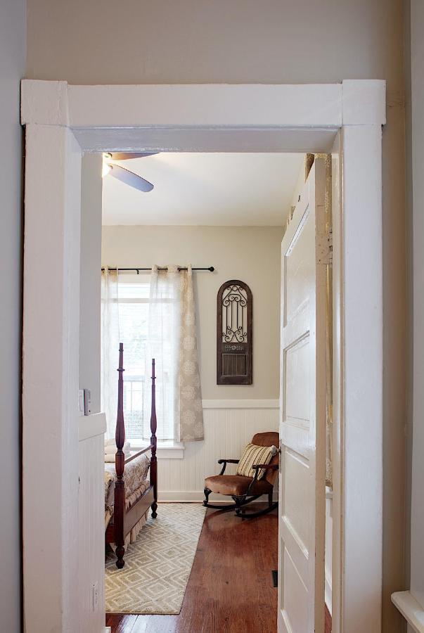 Newly Renovated Historic Savannah Townhome! Bagian luar foto