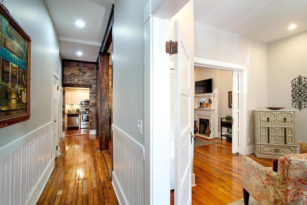 Newly Renovated Historic Savannah Townhome! Bagian luar foto